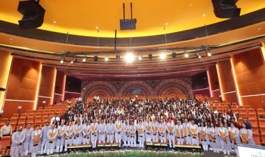 Online Education students  graduate from Manipal University Jaipur